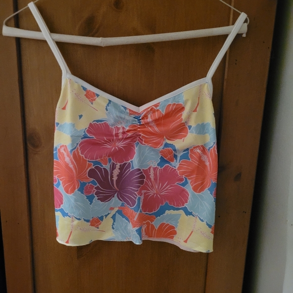 Colorful Hawaiian flower top - Picture 1 of 3